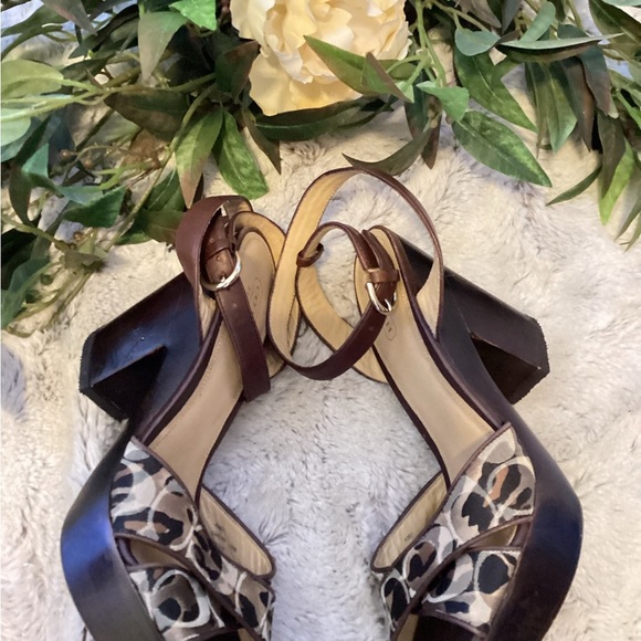 COACH CARLYN PLATFORMS SIZE 7.5 1280 - Picture 3 of 10